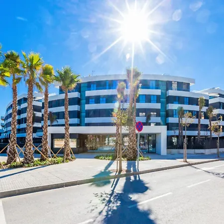 Vivi Homes - Dali Pool, Sauna, Gym & Sea View *