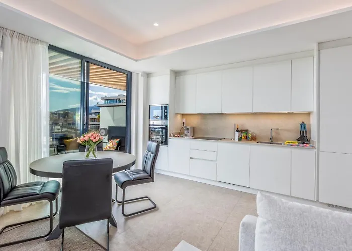 Vivi Homes - Dali Pool, Sauna, Gym & Sea View * Τορρεμολίνος